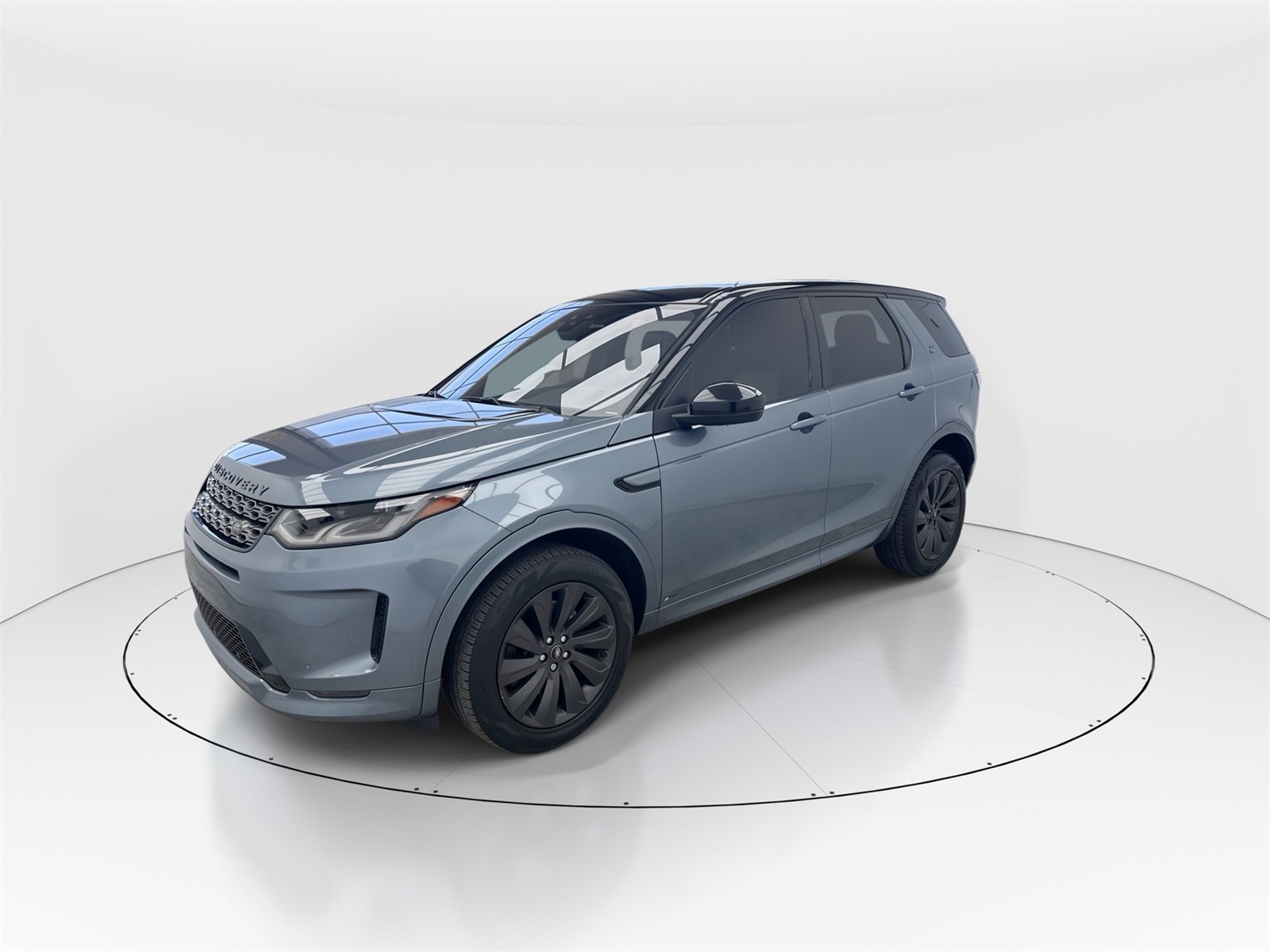 Used 2020 Land Rover Discovery Sport SE R-Dynamic image 4