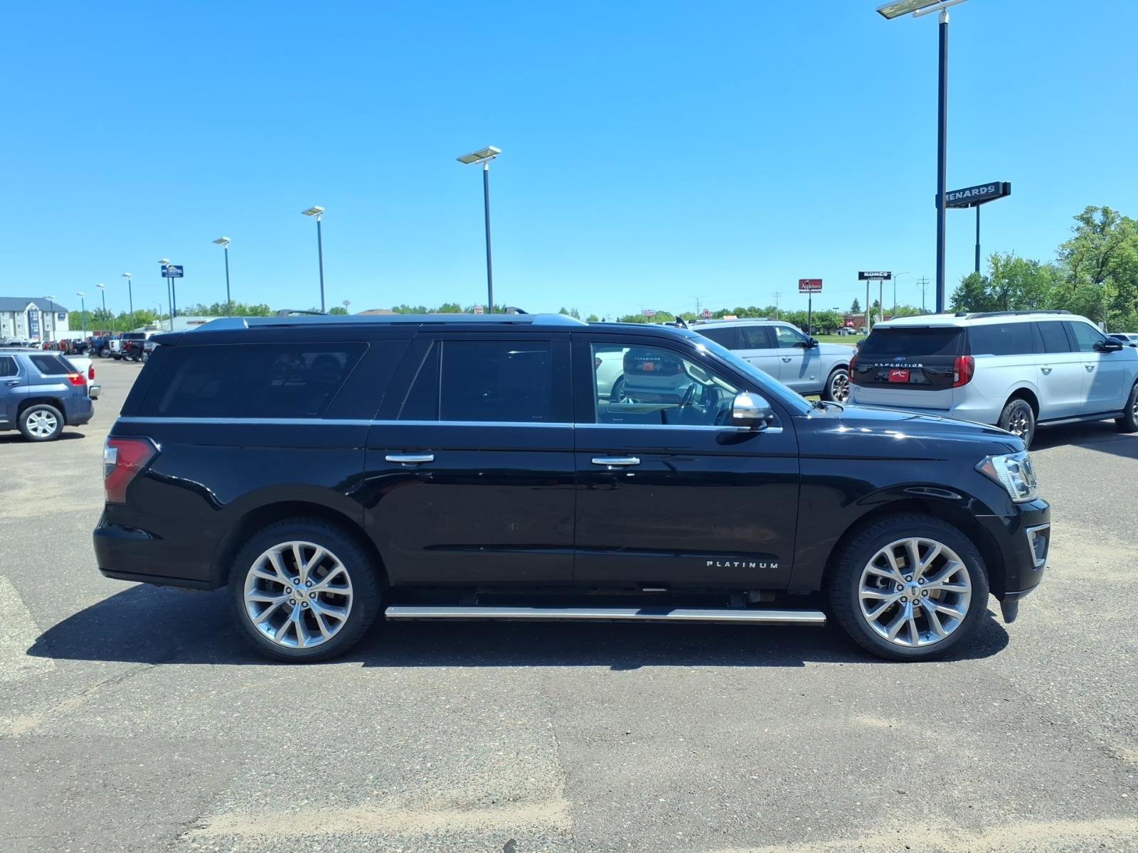 Used 2019 Ford Expedition Max Platinum AWD/4WD image 7