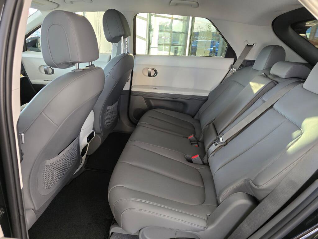 New 2026 Hyundai Ioniq 5 SEL image 31