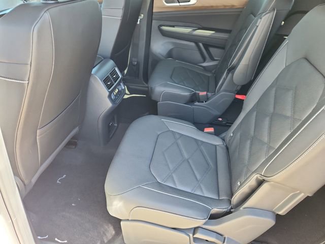 New 2026 Volkswagen Atlas SE image 8