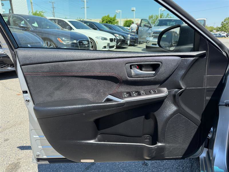 Used 2016 Toyota Camry XSE w/ Moonroof Package FWD image 17