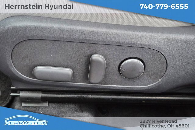 Used 2024 Hyundai Kona SEL image 21