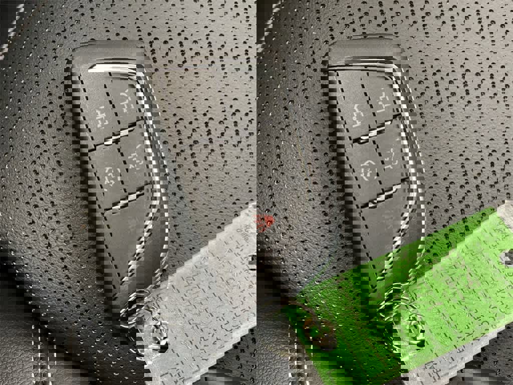 Certified 2026 Cadillac Vistiq Sport w/ LPO, Floor Liner Package image 29