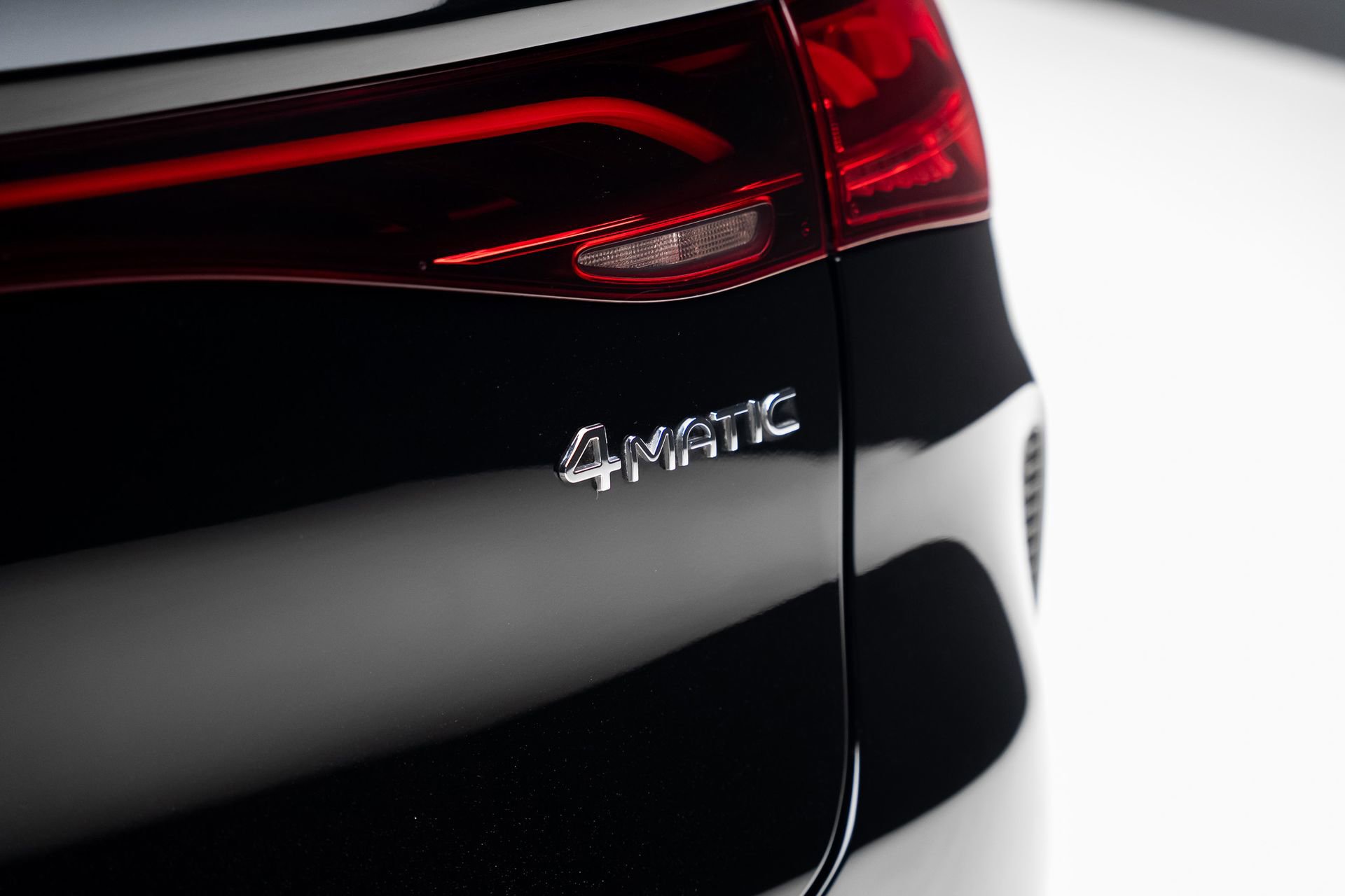 Used 2023 Mercedes-Benz EQE 350+ 4MATIC SUV image 33