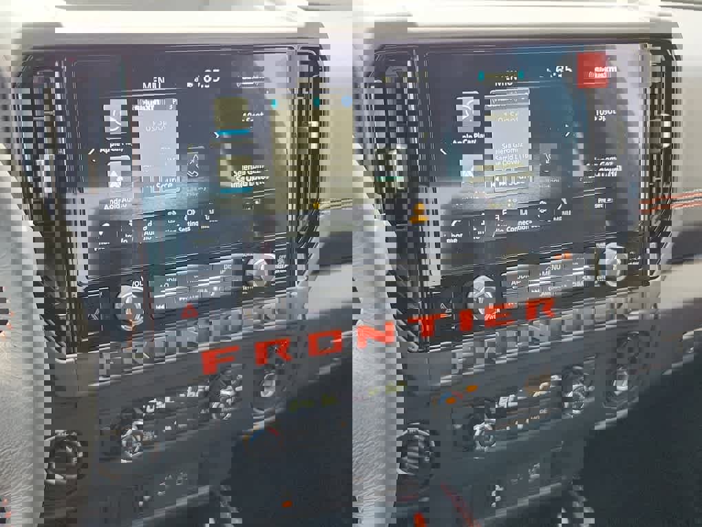 New 2025 Nissan Frontier PRO-4X image 13