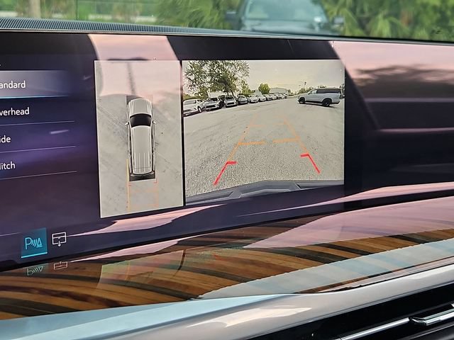 Certified 2025 Cadillac Escalade Sport Platinum AWD/4WD image 16