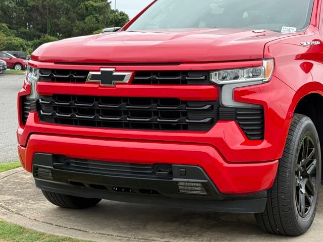 Used 2023 Chevrolet Silverado 1500 RST AWD/4WD image 9