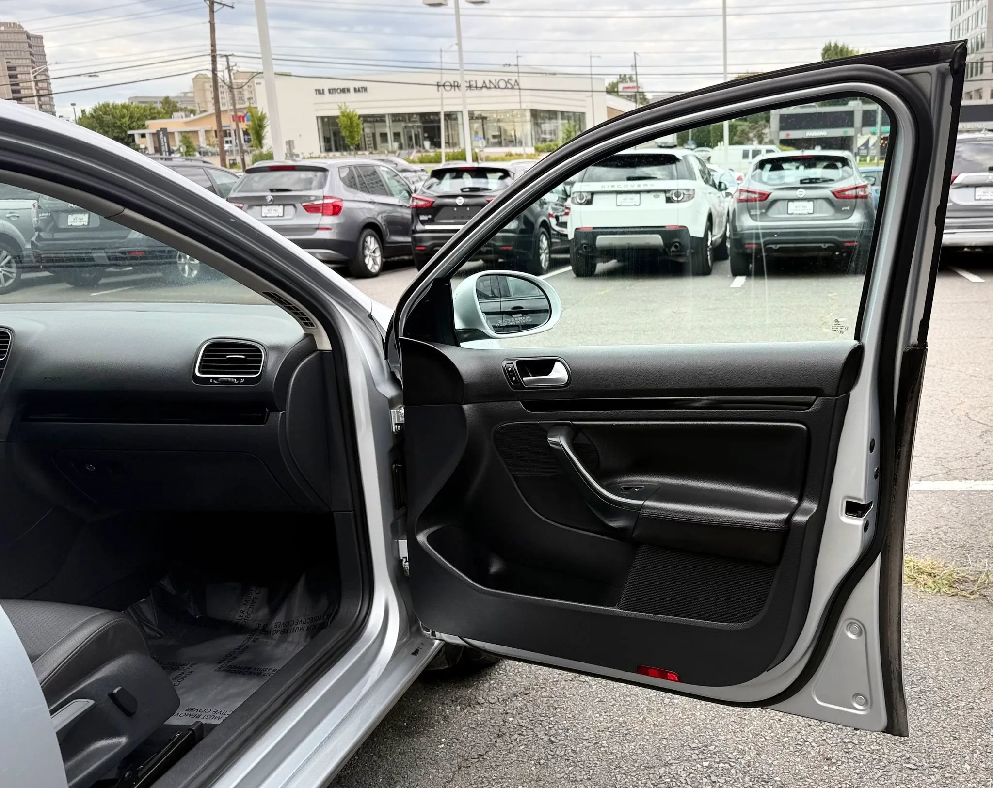 Used 2014 Volkswagen Jetta TDI FWD image 32