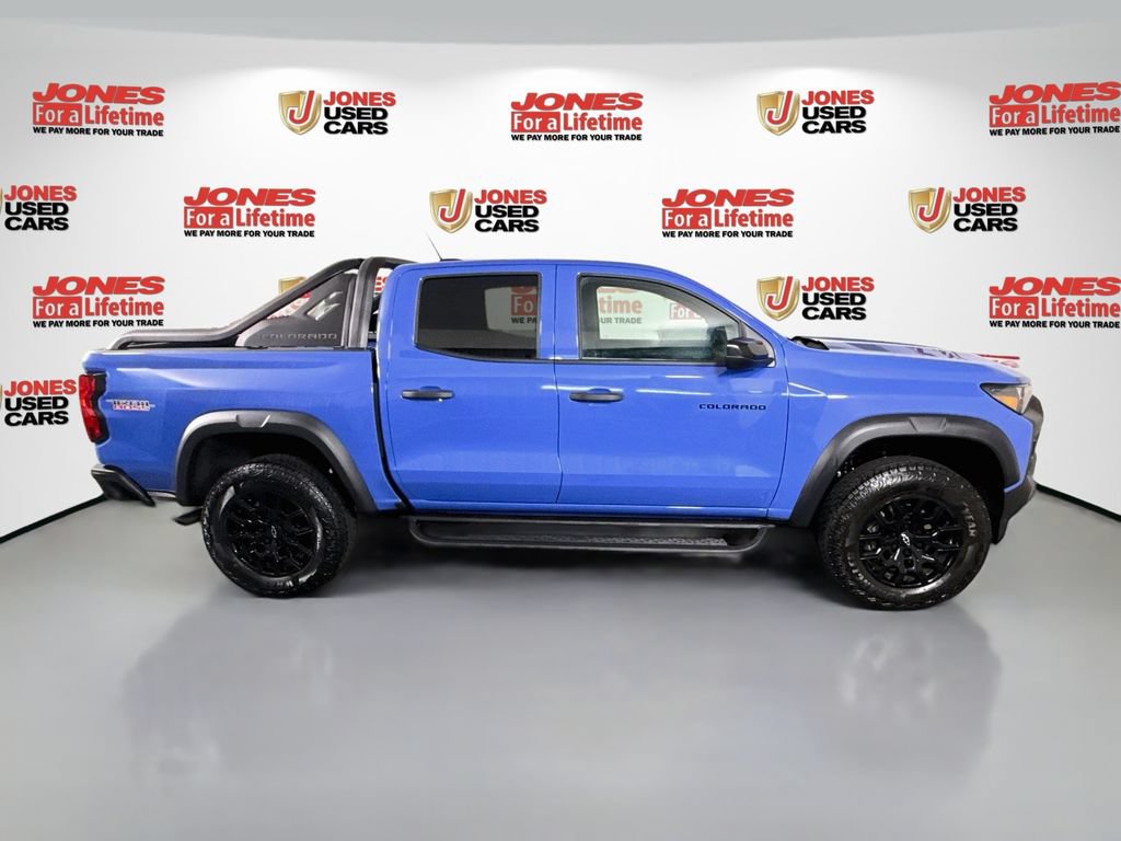 Used 2026 Chevrolet Colorado Trail Boss AWD/4WD image 16