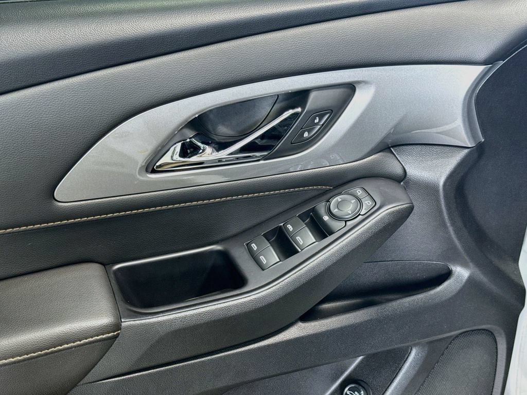 Used 2019 Chevrolet Traverse RS AWD/4WD image 19
