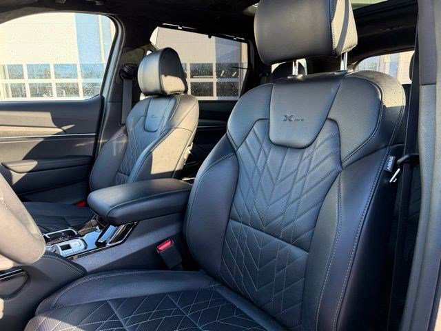 Used 2025 Kia Telluride SX Prestige X-Pro image 2