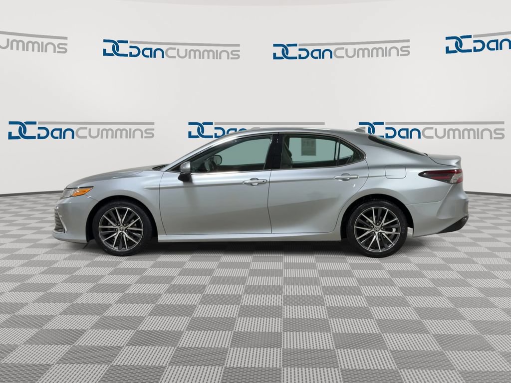 Used 2021 Toyota Camry XLE AWD/4WD image 5