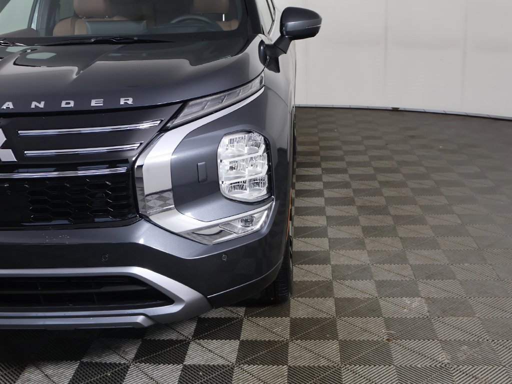 New 2025 Mitsubishi Outlander SEL image 19