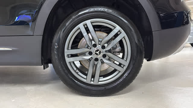 Certified 2026 Mercedes-Benz GLB 250 4MATIC image 11