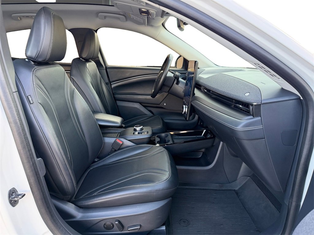 Used 2021 Ford Mustang Mach-E Premium image 18