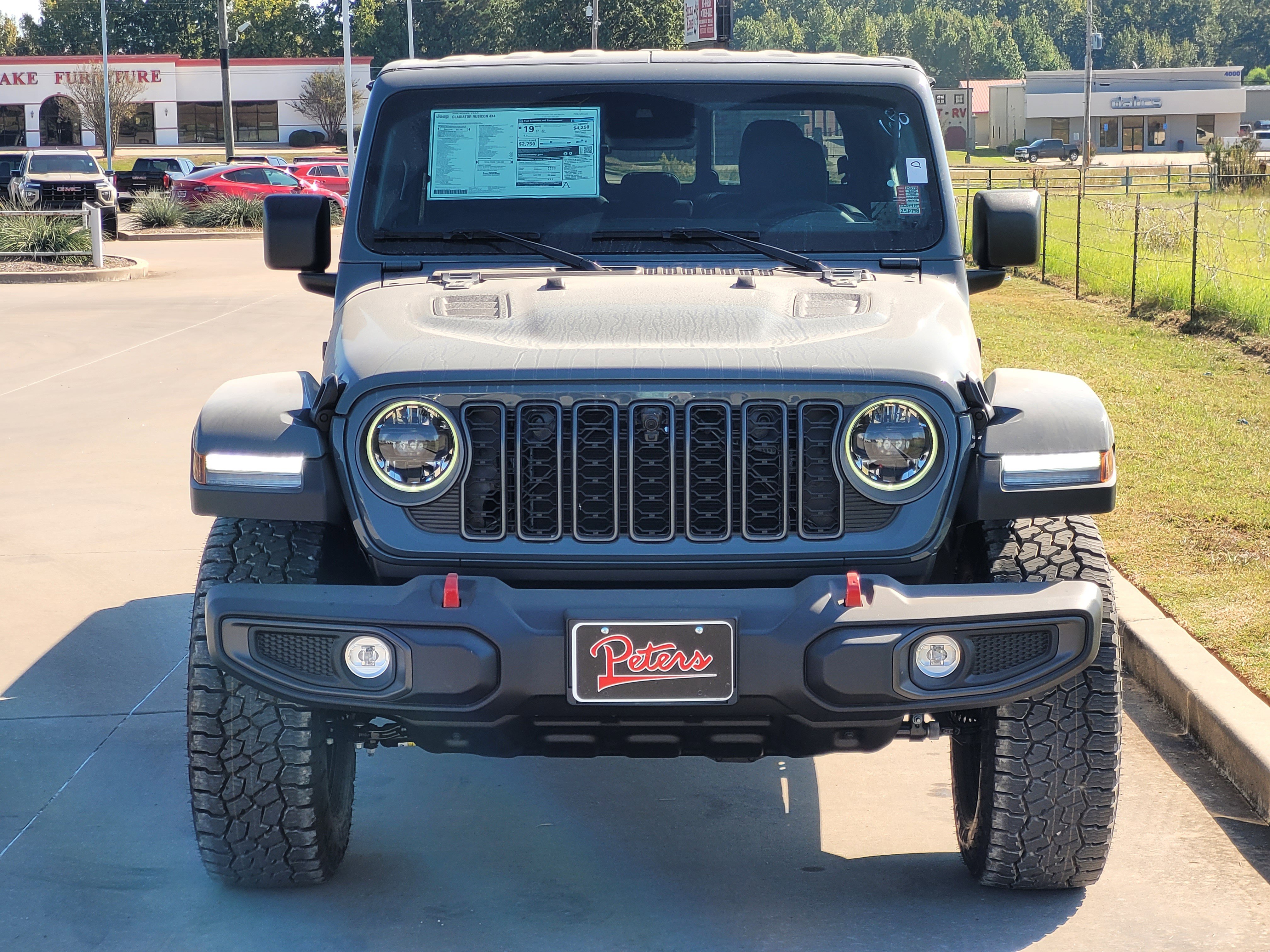 New 2025 Jeep Gladiator Rubicon w/ Convenience Group AWD/4WD image 2