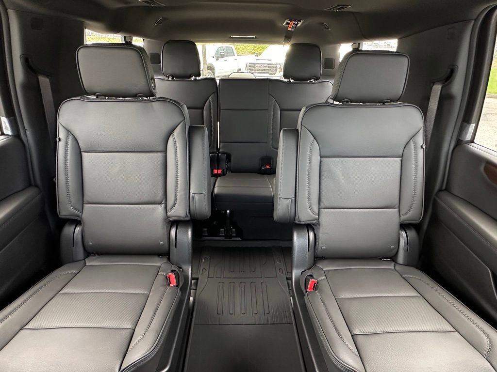 New 2026 GMC Yukon XL Denali w/ Sun & Power Step Package AWD/4WD image 25