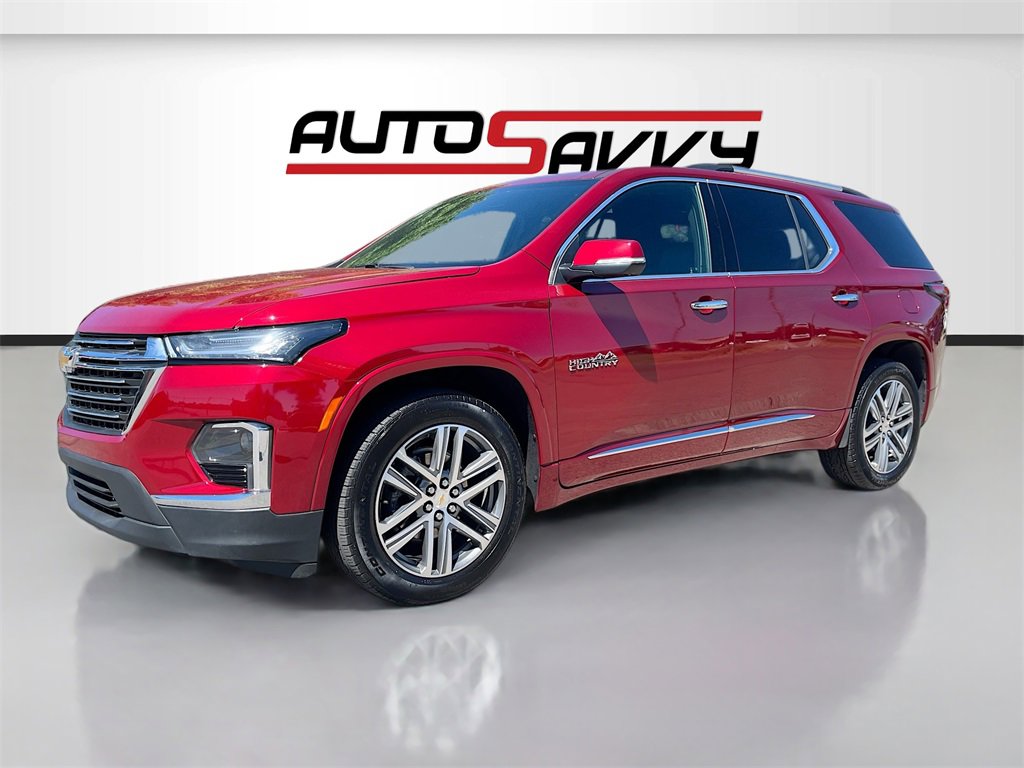 Used 2023 Chevrolet Traverse High Country image 3