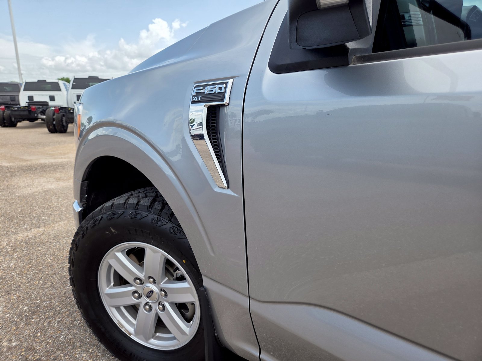 Used 2021 Ford F150 XLT w/ Trailer Tow Package AWD/4WD image 13