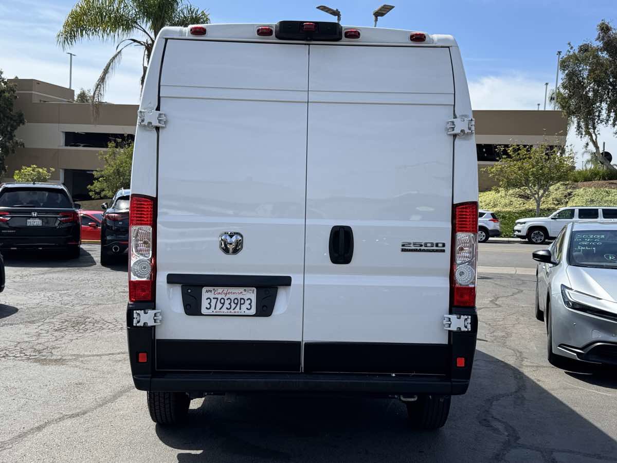 Used 2023 RAM ProMaster 2500 FWD image 10