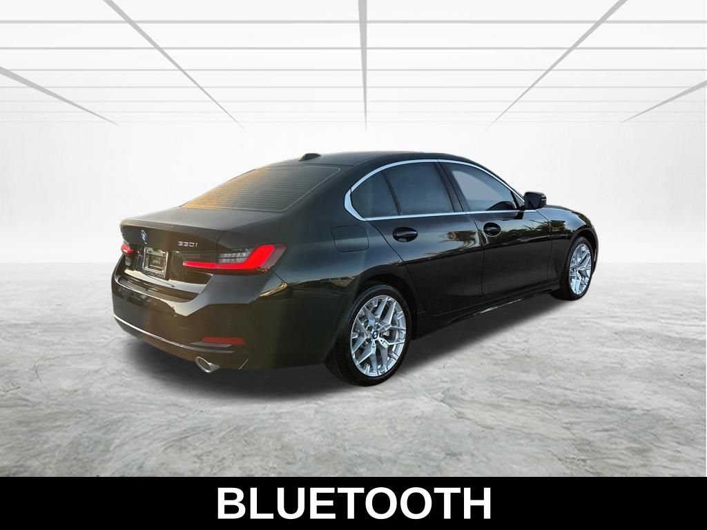 Used 2025 BMW 330i xDrive Sedan AWD/4WD image 5