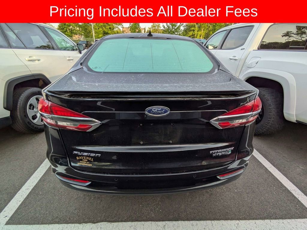 Used 2019 Ford Fusion Titanium FWD image 5