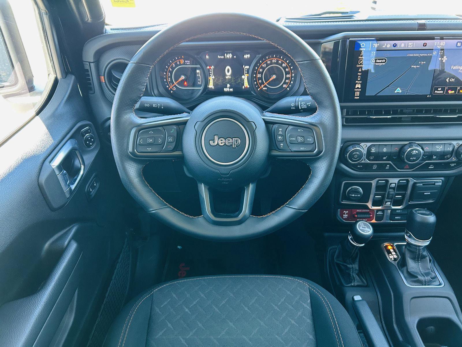 Used 2024 Jeep Gladiator Mojave w/ Technology Group image 14