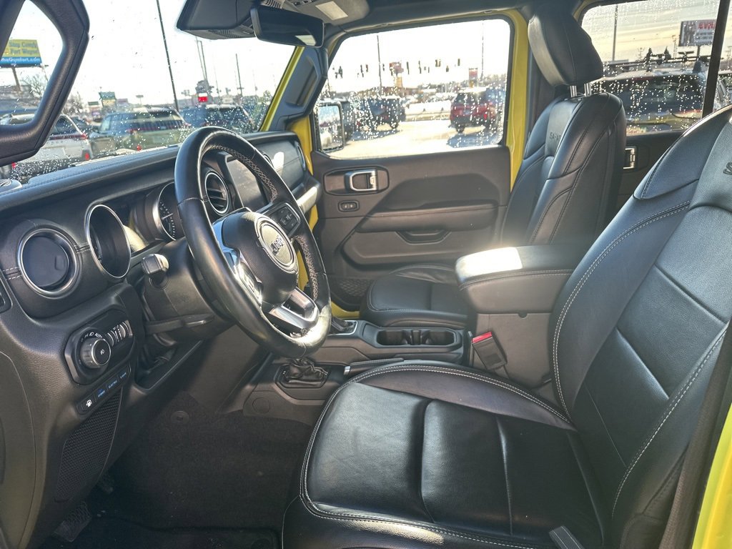 Used 2022 Jeep Wrangler Unlimited Sahara w/ Cold Weather Group image 9