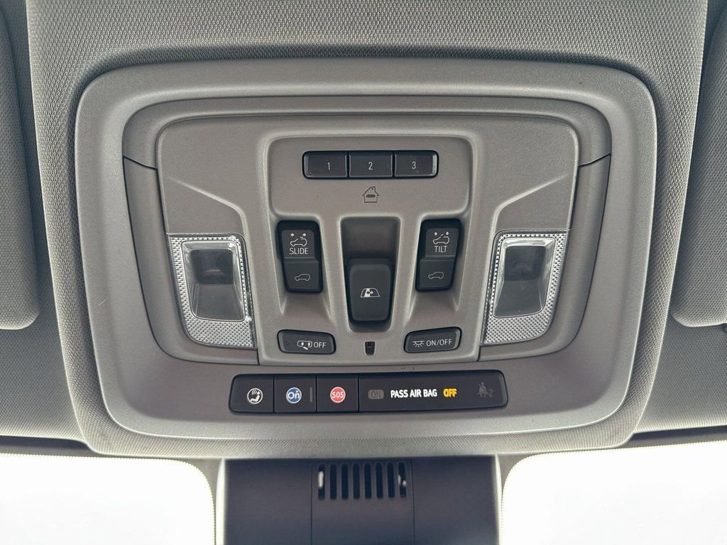 Used 2022 GMC Sierra 1500 SLT w/ SLT Premium Plus Package image 29