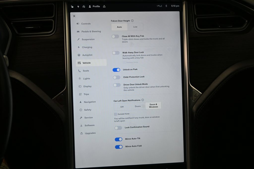 Used 2016 Tesla Model X 75D AWD/4WD image 29