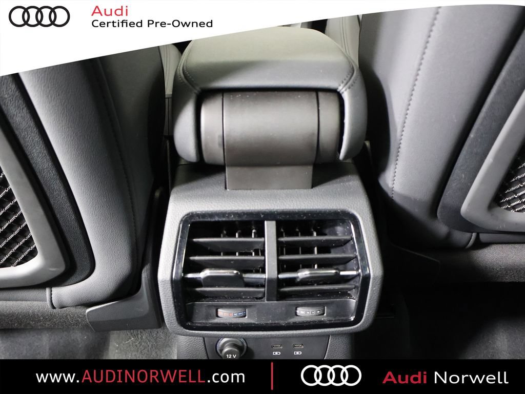 Certified 2021 Audi Q3 2.0T Premium Plus w/ Premium Plus Package AWD/4WD image 24