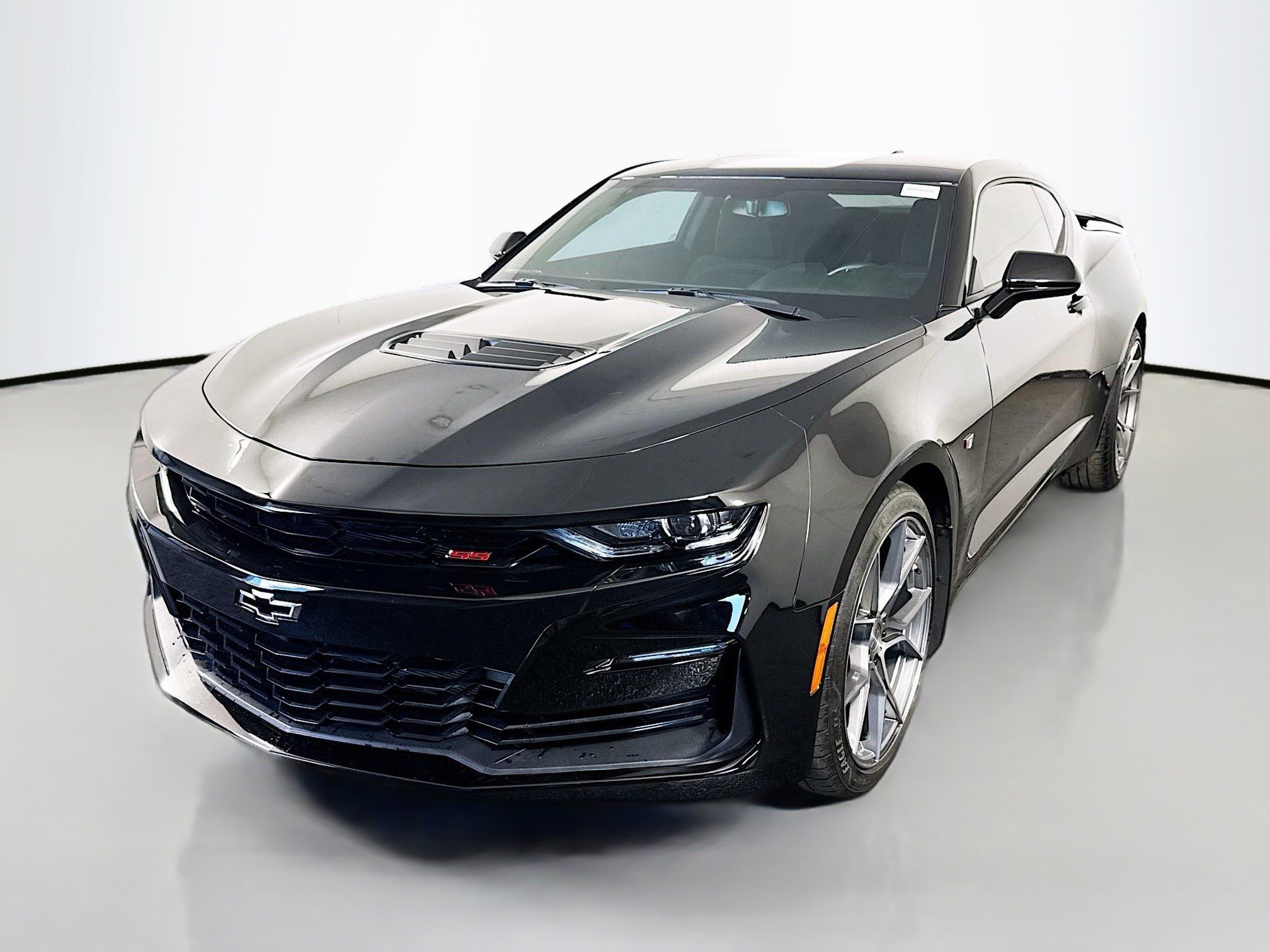 Used 2019 Chevrolet Camaro SS image 4