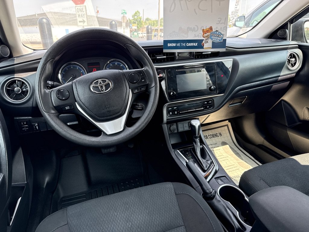 Used 2019 Toyota Corolla LE FWD image 8