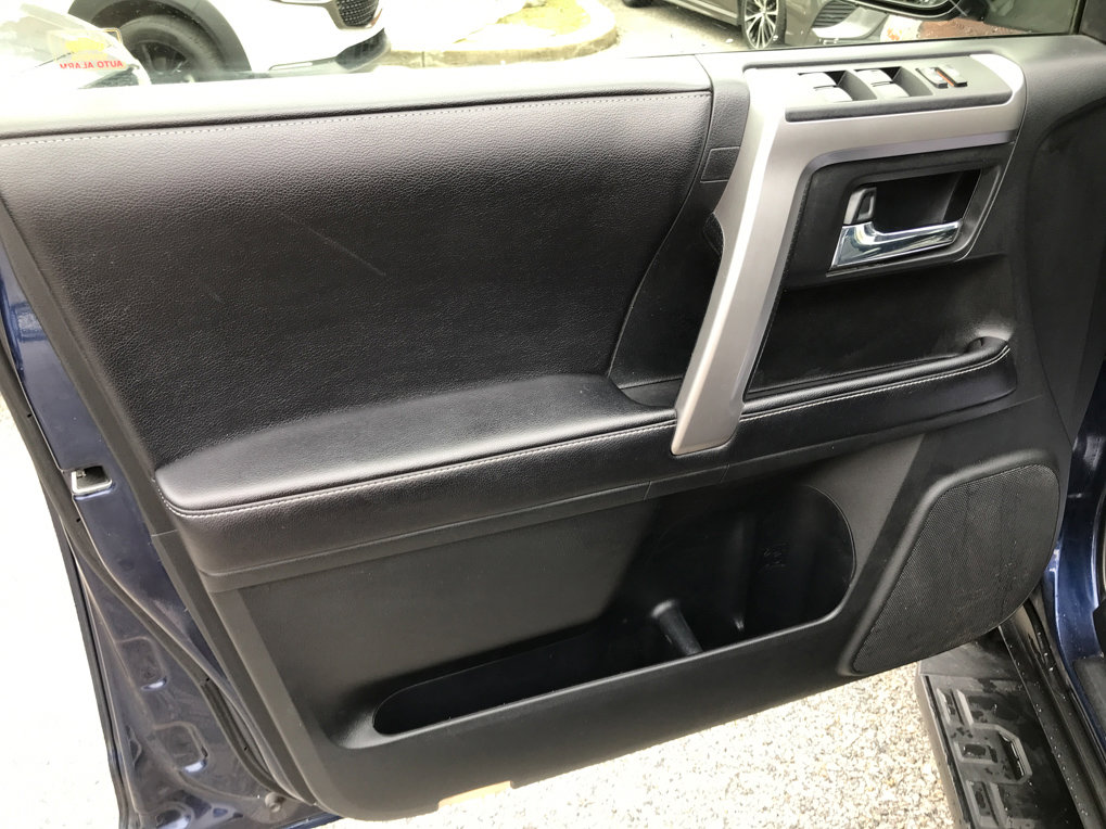 Used 2017 Toyota 4Runner SR5 image 12