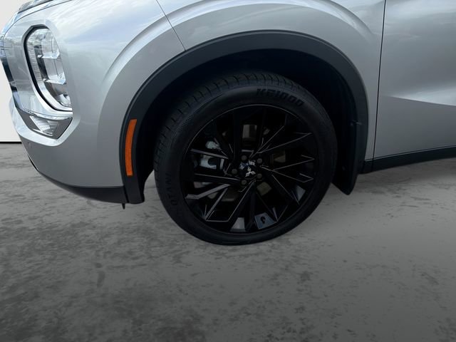 Used 2023 Mitsubishi Outlander SEL FWD image 25
