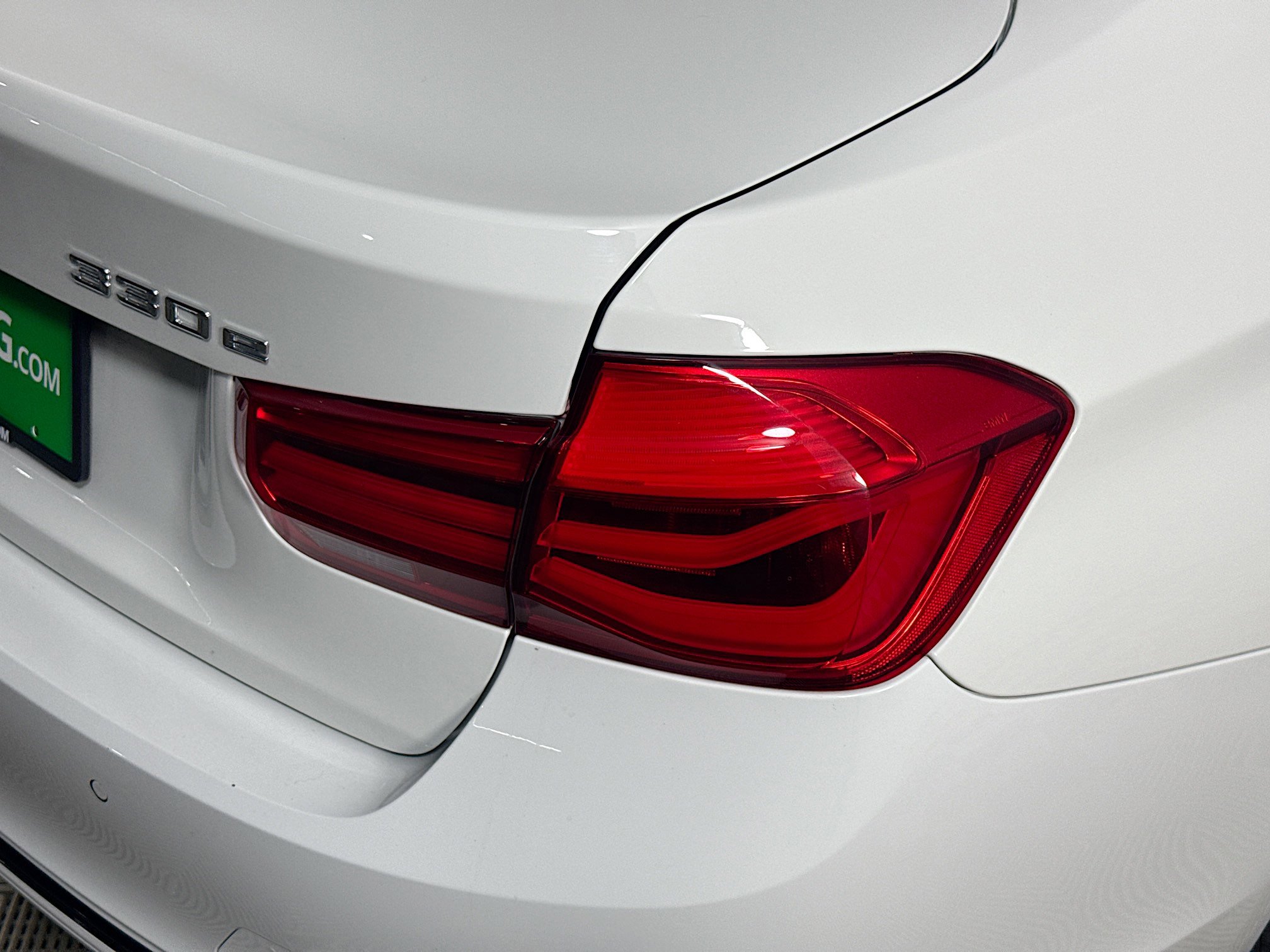 Used 2017 BMW 330e image 34