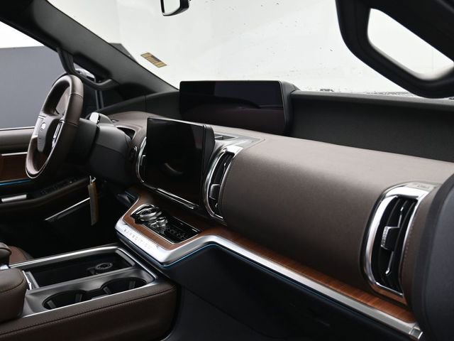 New 2025 Ford Expedition King Ranch image 29