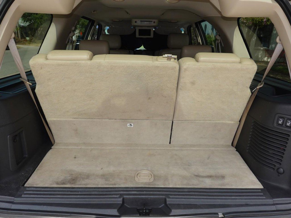 Used 2005 Lincoln Navigator Luxury image 27