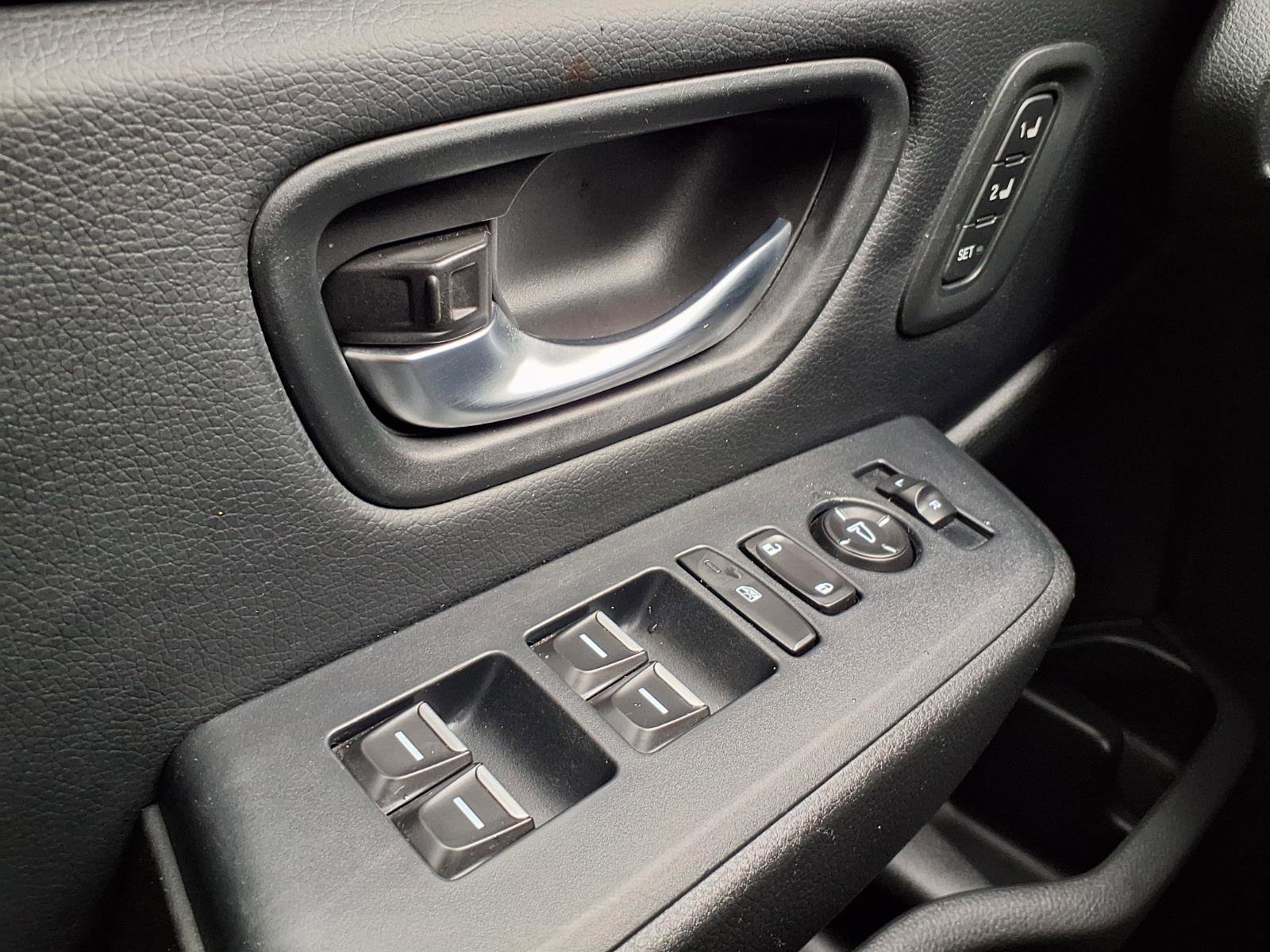 Used 2023 Honda Pilot Touring image 10