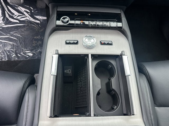 New 2026 Lincoln Navigator Reserve w/ Jet Appearance Package AWD/4WD image 17