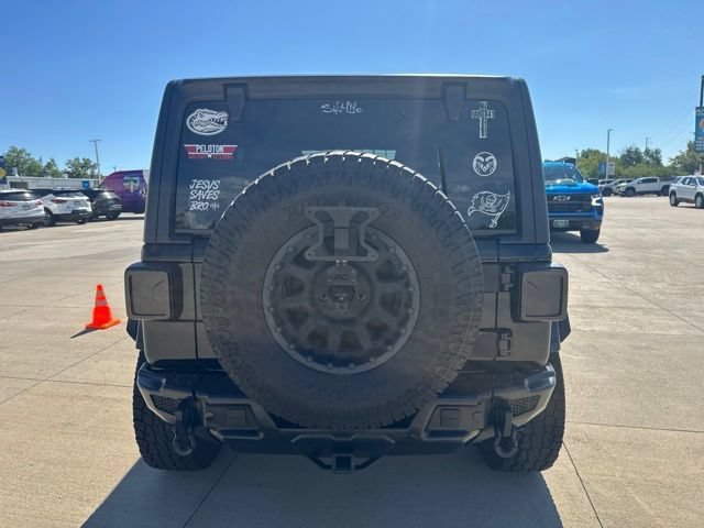 Used 2019 Jeep Wrangler Unlimited Sahara AWD/4WD image 6