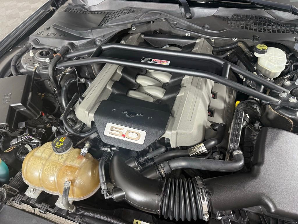 Used 2015 Ford Mustang GT Premium RWD image 10