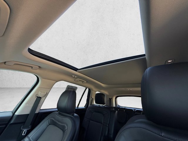 Used 2021 Lincoln Aviator Reserve RWD image 16