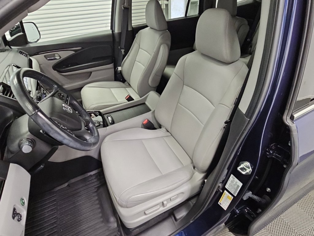 Used 2021 Honda Pilot Touring image 31