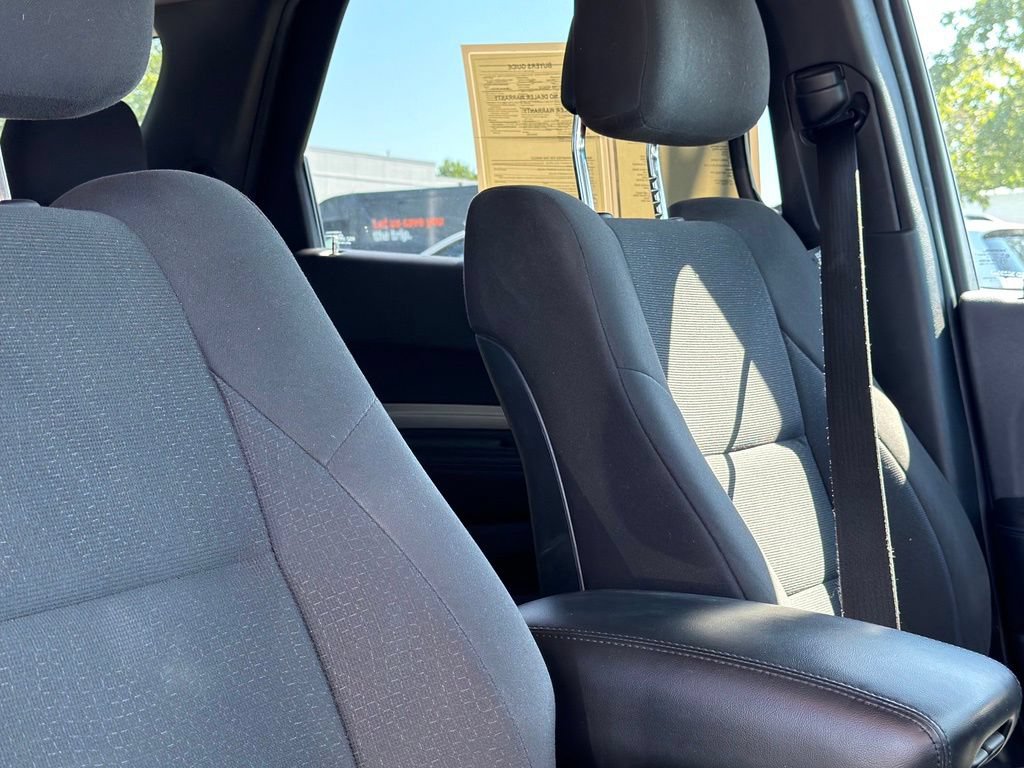 Used 2016 Dodge Durango SXT AWD/4WD image 34
