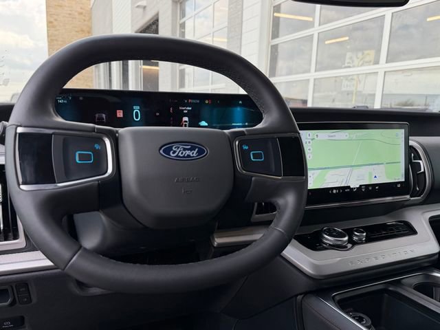 Used 2025 Ford Expedition Active RWD image 15