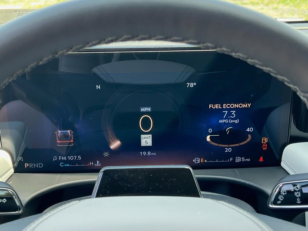 New 2026 Lincoln Aviator AWD image 6