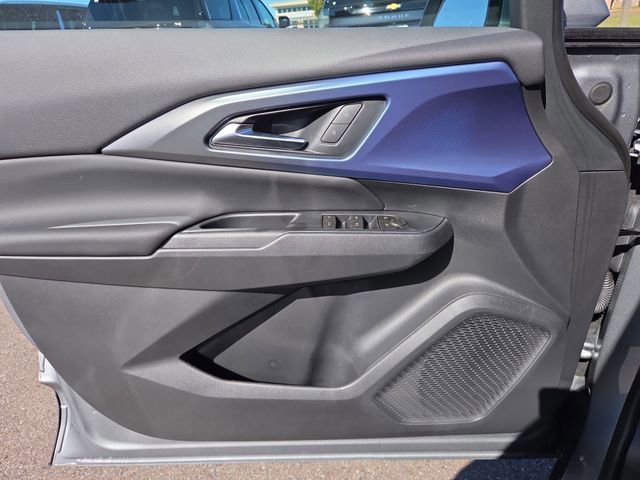 New 2026 Chevrolet Equinox EV LT image 17