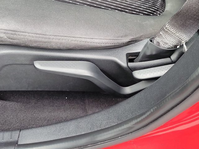 Used 2018 Dodge Journey SE FWD image 17