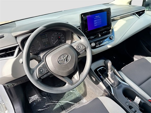 Used 2023 Toyota Corolla LE w/ LE Convenience Package image 9